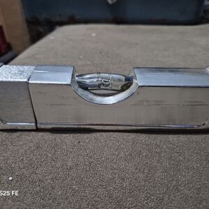 1970s Avon On The Level Decanter For Everest Aftershave 3 FL. OZ. Full